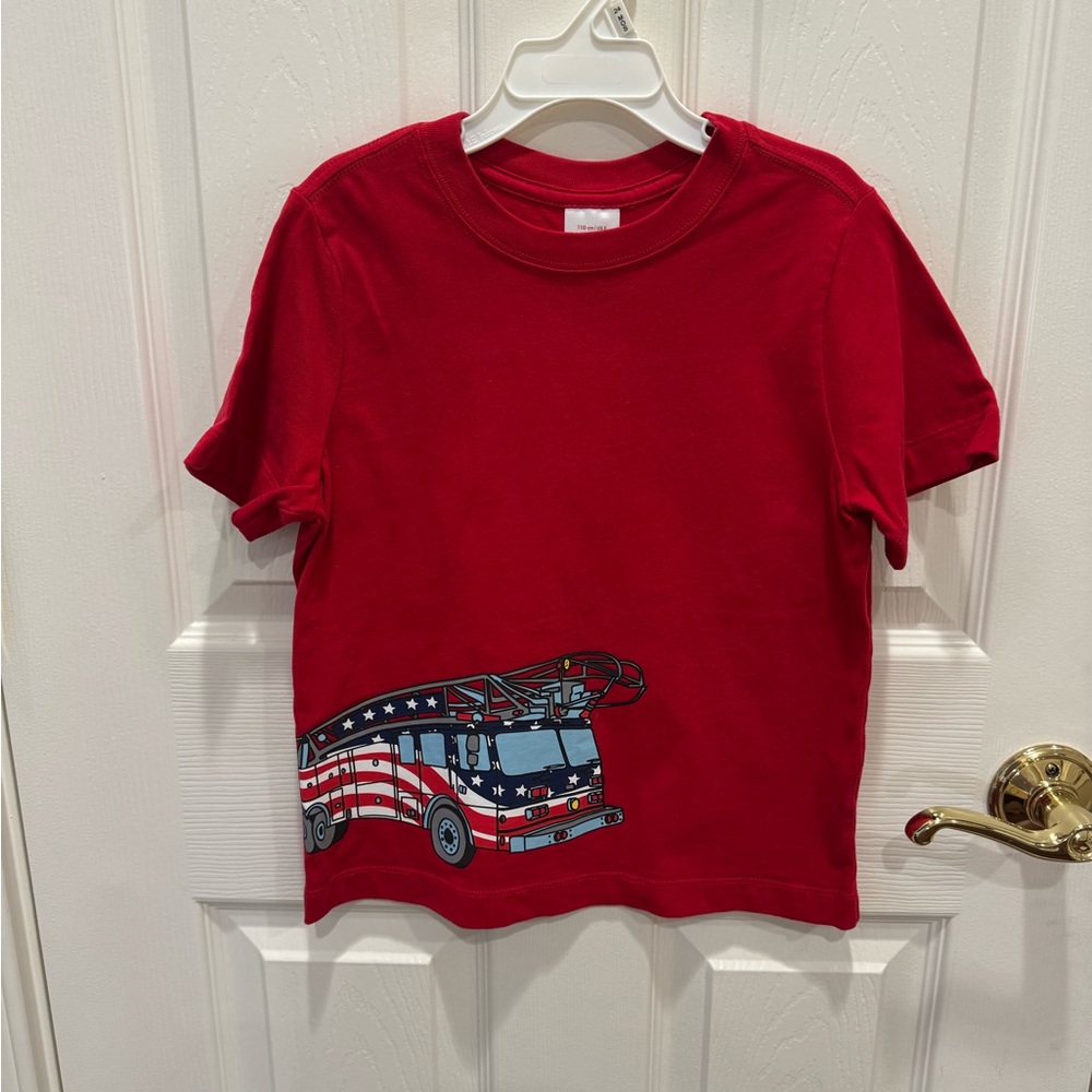 Hanna Andersson Patriotic Fire Engine Graphic Short Sleeve Tee size 110 (5)